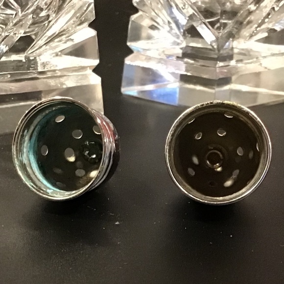 Vintage Clear Cut Glass Salt & Pepper Shakers Set 4 3/4” Tall - Picture 9 of 15